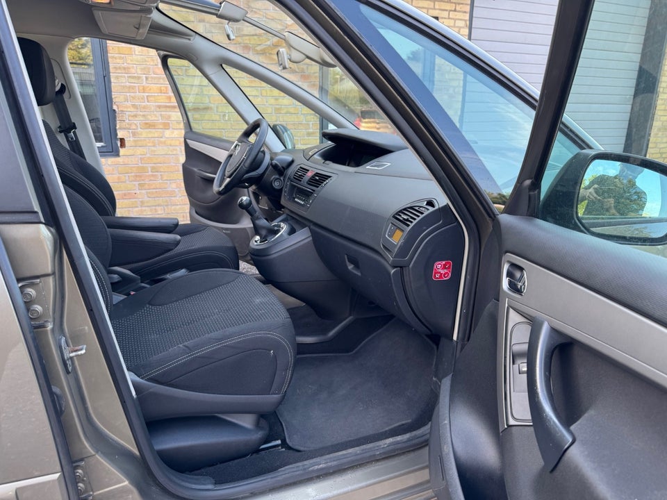 Citroën Grand C4 Picasso 1,6 VTi 120 Seduction 7prs 5d