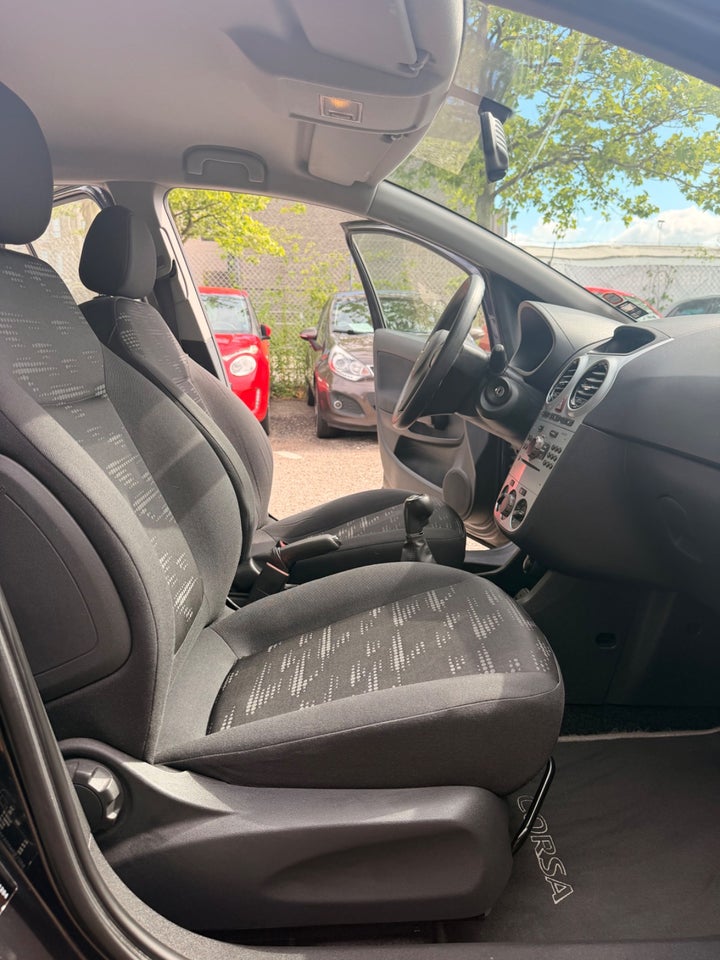Opel Corsa 1,0 12V Enjoy 5d