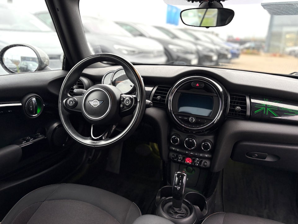 MINI Cooper 1,5 Essential Cabriolet aut. 2d