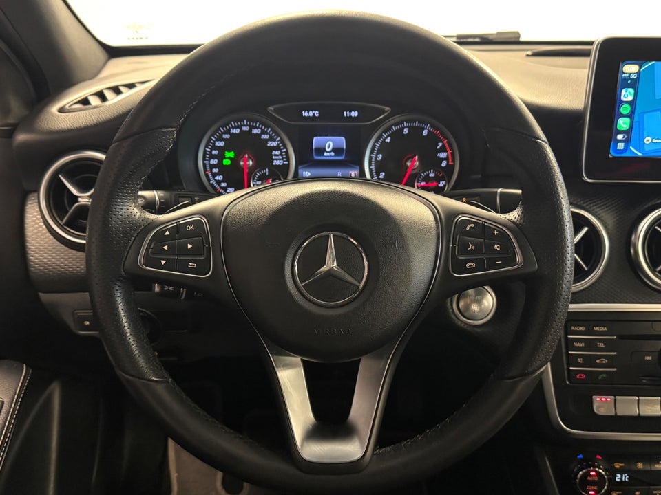 Mercedes A200 1,6 AMG Line aut. 5d