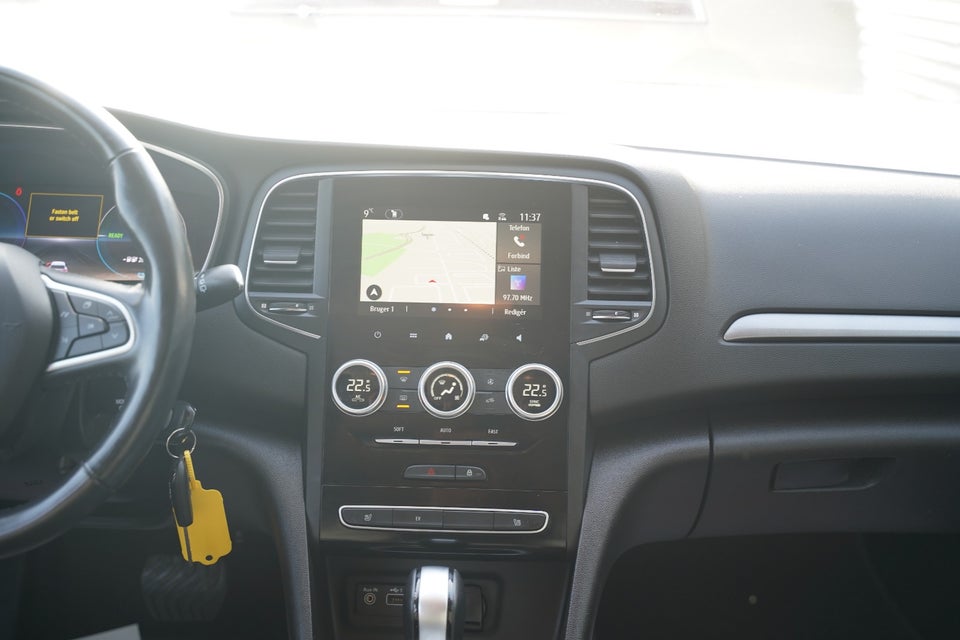 Renault Megane IV 1,6 E-Tech Sport Tourer 5d