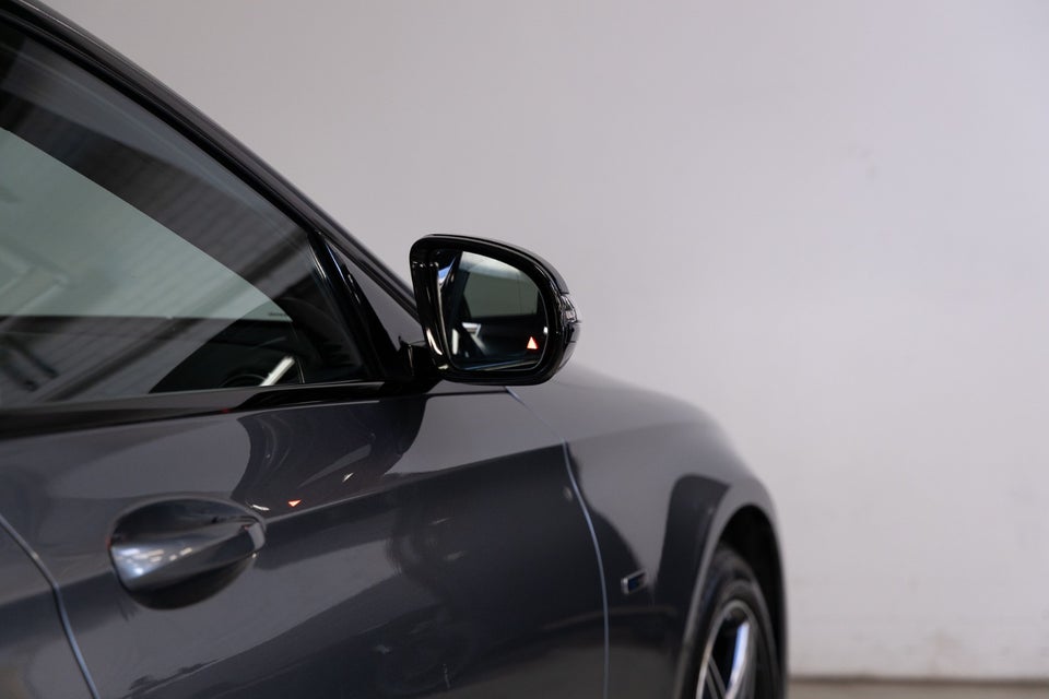 Mercedes E300 de 2,0 AMG Line stc. aut. 5d