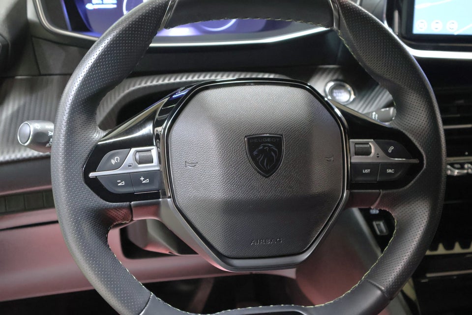 Peugeot e-208 54 GT 5d