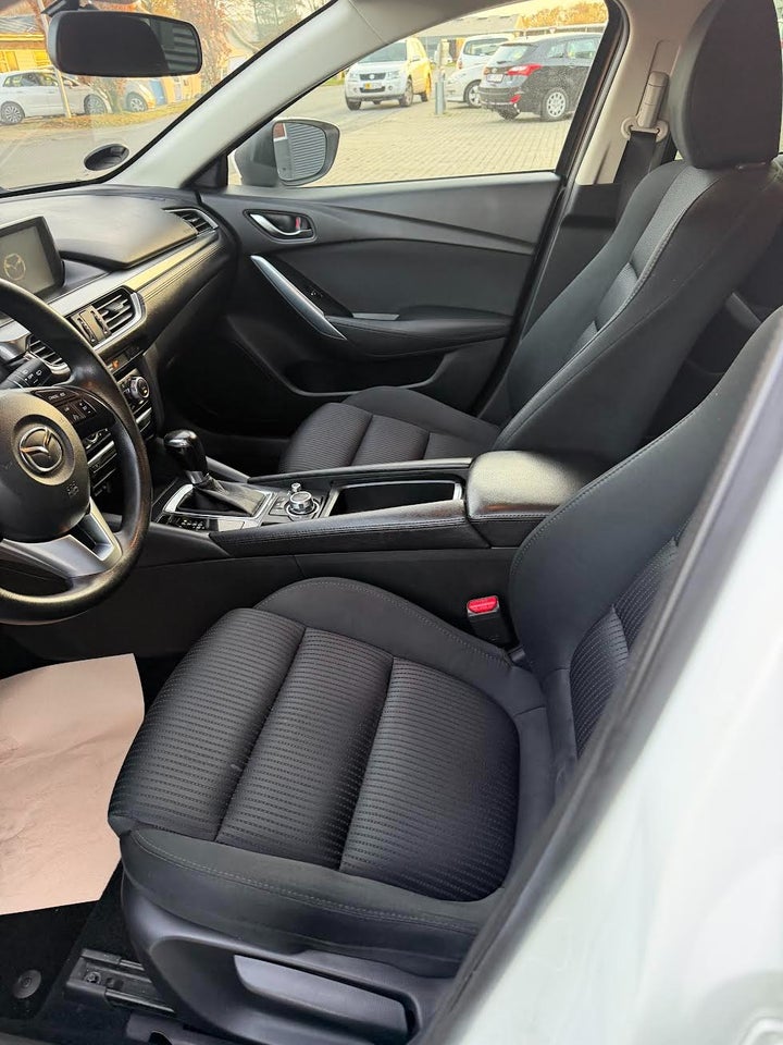 Mazda 6 2,2 SkyActiv-D 150 Core Business stc. aut. 5d