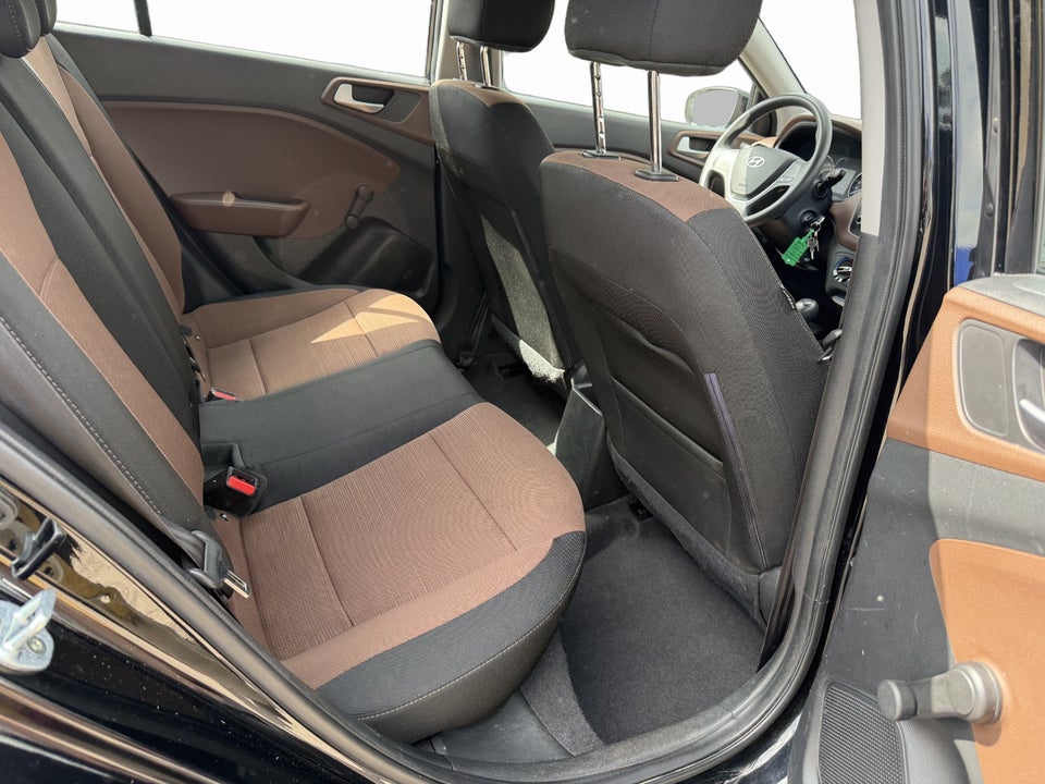Hyundai i20 1,25 Life 5d