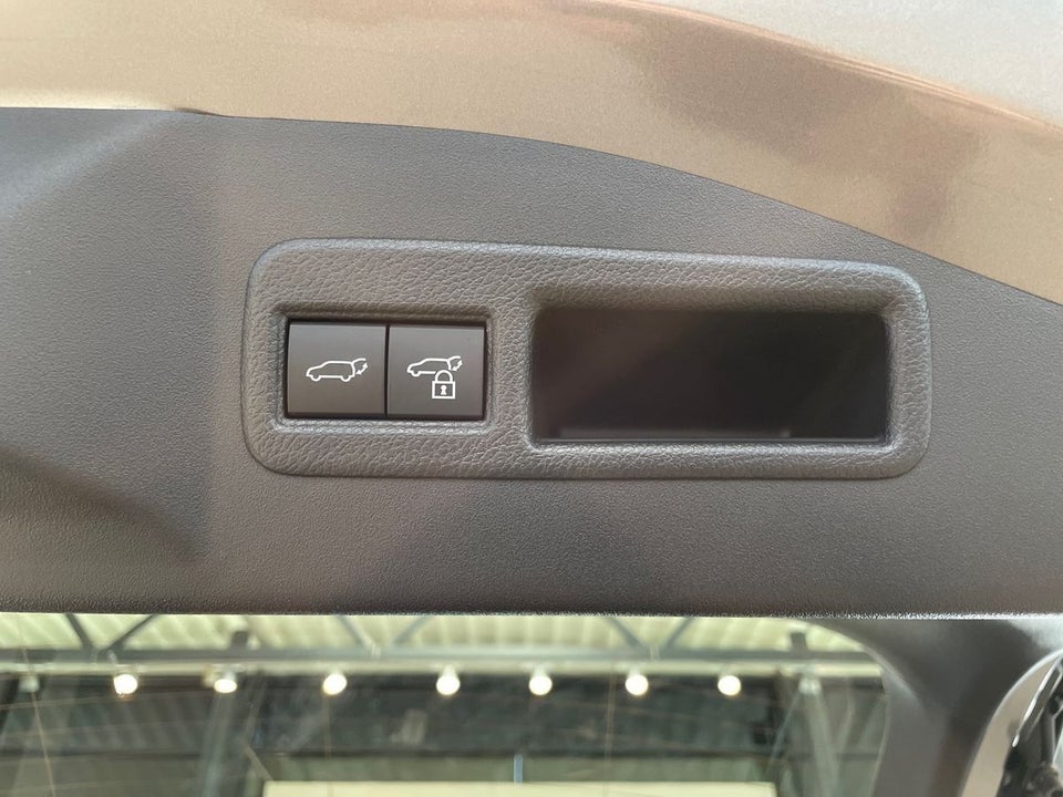 Toyota bZ4X Executive 5d