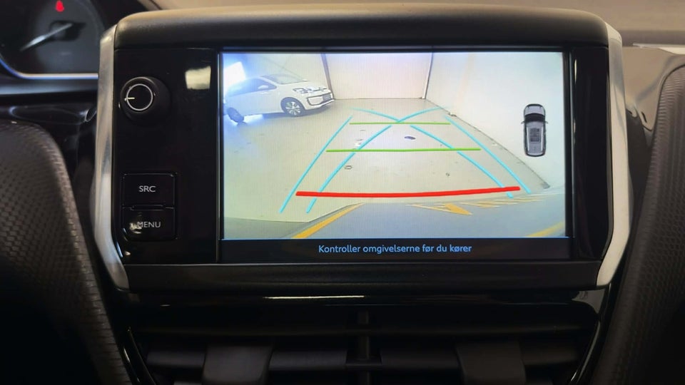 Peugeot 2008 1,2 e-THP 130 Allure Sky 5d