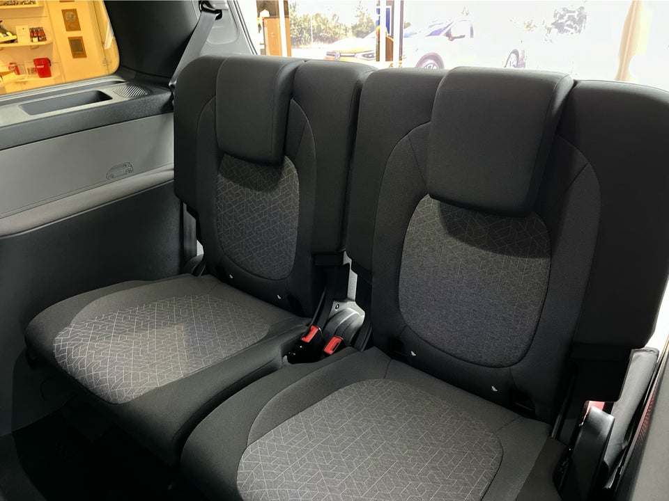 VW ID.Buzz 86 Life+ 7prs LWB 5d