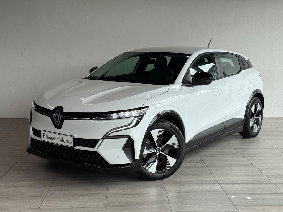 Renault Megane E-Tech 40 Equilibre 5d