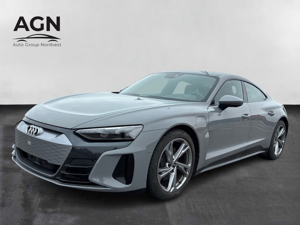 Audi e-tron GT quattro 4d