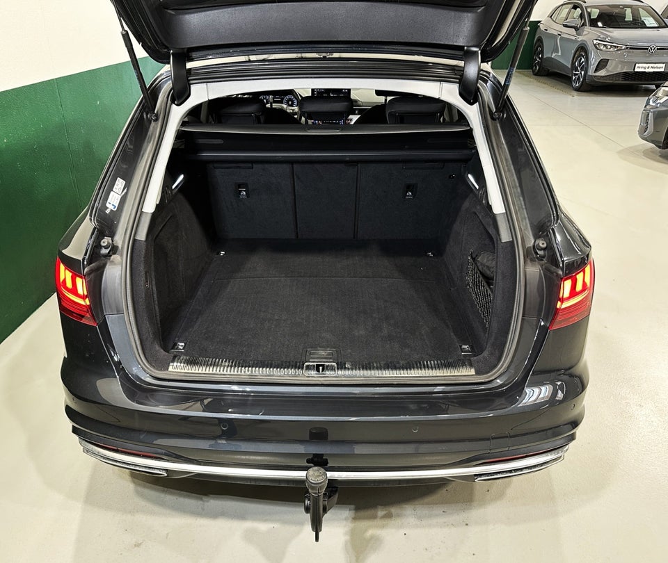 Audi A4 40 TFSi Prestige Avant S-tr. 5d