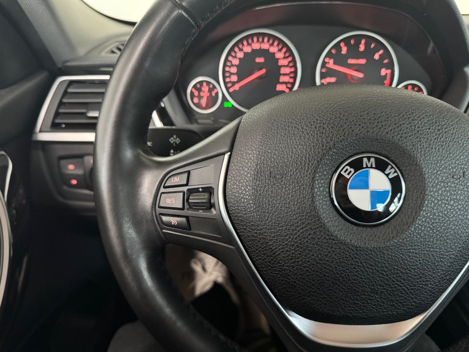 BMW 320d 2,0 aut. 4d