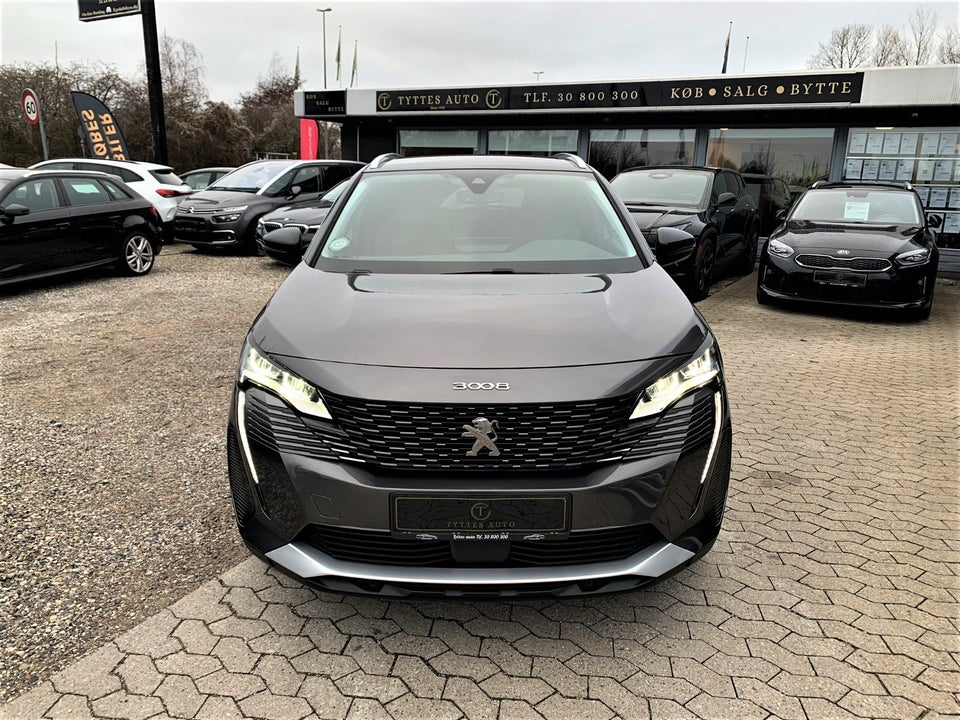 Peugeot 3008 1,6 Hybrid First Selection EAT8 5d