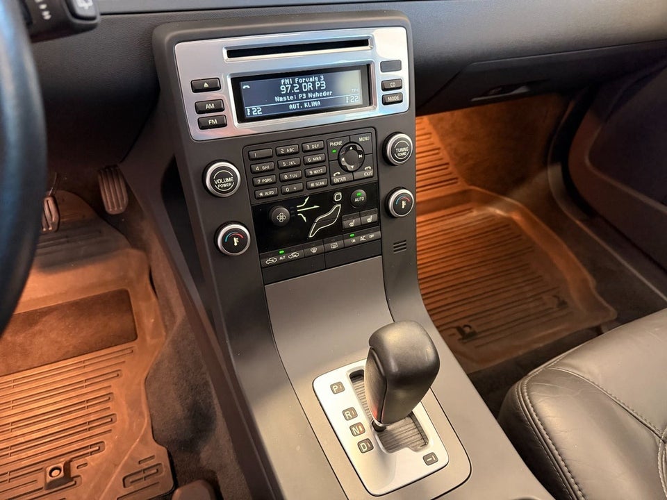 Volvo V70 1,6 T4 180 aut. 5d