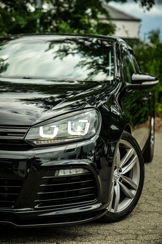 VW Golf VI 1,6 TDi 105 Highline DSG BMT 5d