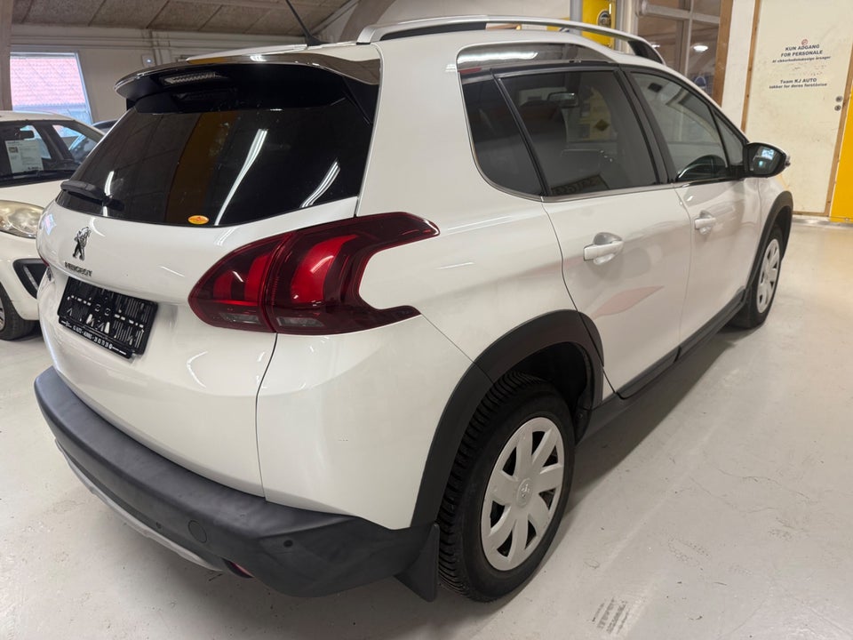 Peugeot 2008 1,6 BlueHDi 100 Allure 5d