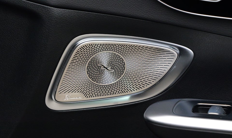 Mercedes C300 de 2,0 AMG Line stc. aut. 5d