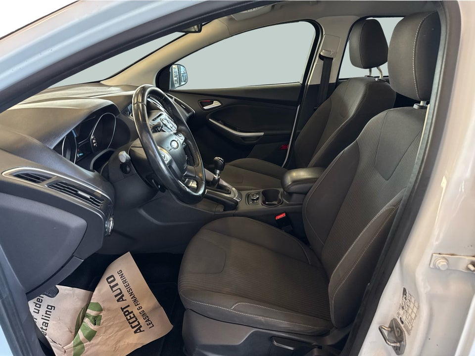 Ford Focus 1,0 SCTi 125 Titanium stc. ECO 5d