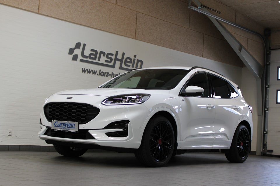 Ford Kuga 2,5 PHEV ST-Line X CVT 5d