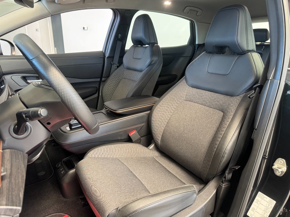 Nissan Ariya 63 Engage 5d