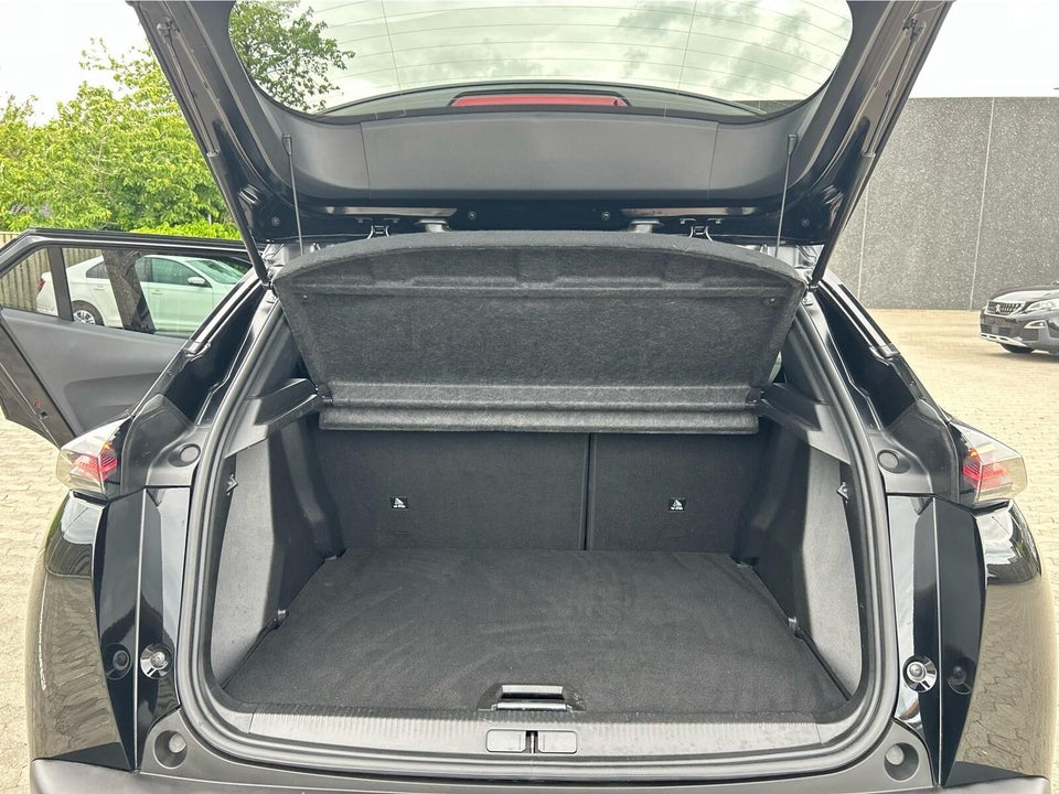 Peugeot 2008 1,2 PureTech 130 Allure EAT8 5d