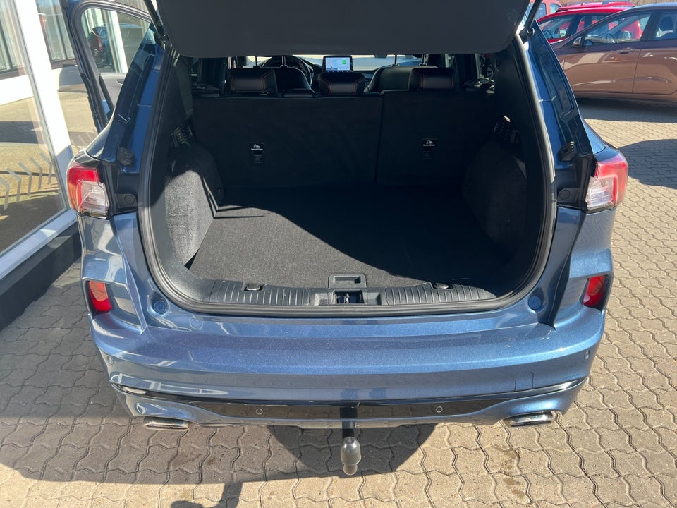 Ford Kuga 2,5 PHEV ST-Line X CVT 5d