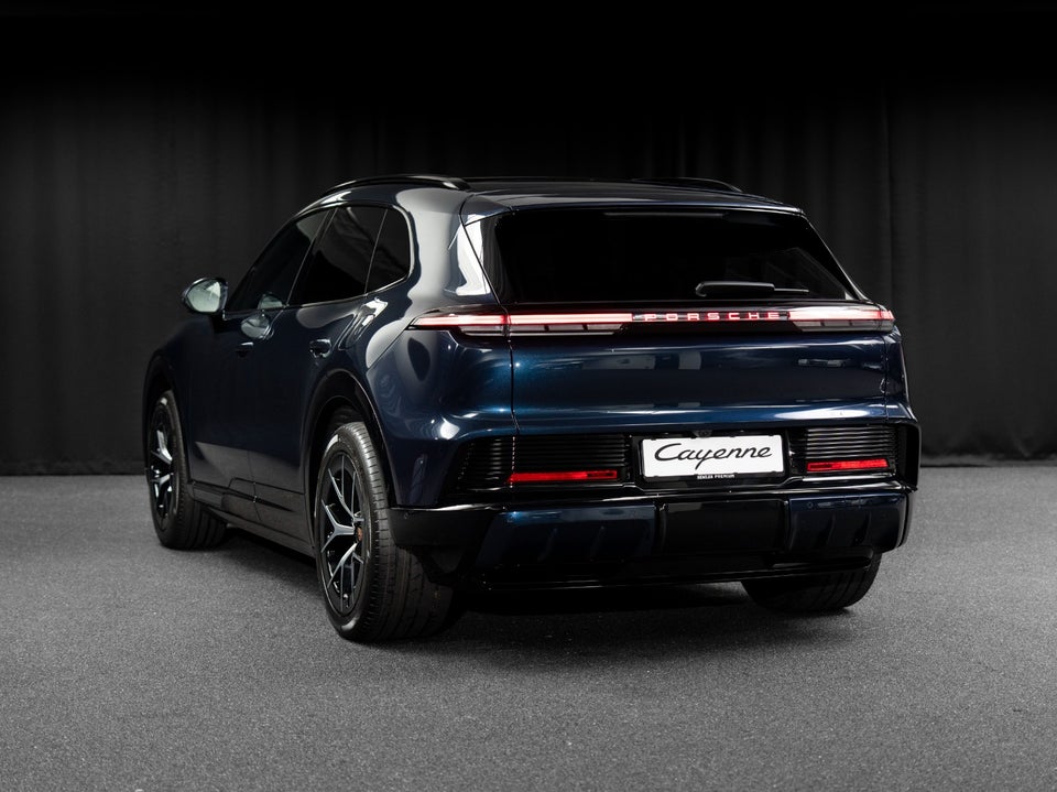 Porsche Cayenne S Electric 5d