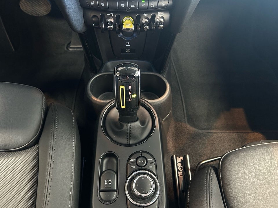 MINI Cooper SE Edition Premium 3d