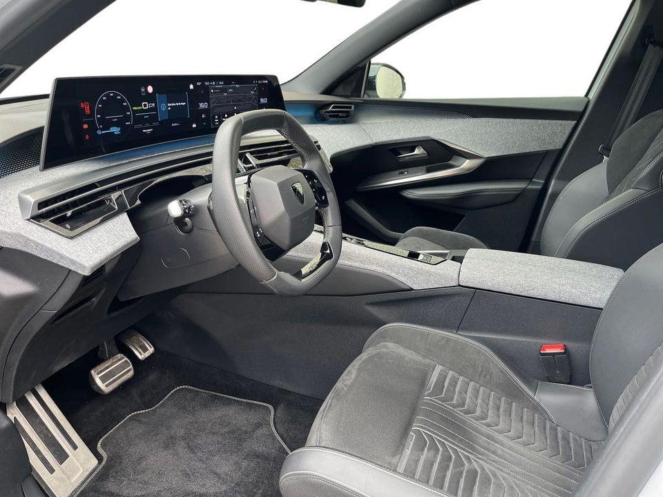 Peugeot e-5008 77 GT 7prs 5d