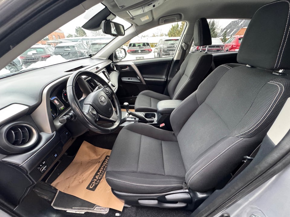 Toyota RAV4 2,5 Hybrid H3 MDS 4x4 5d