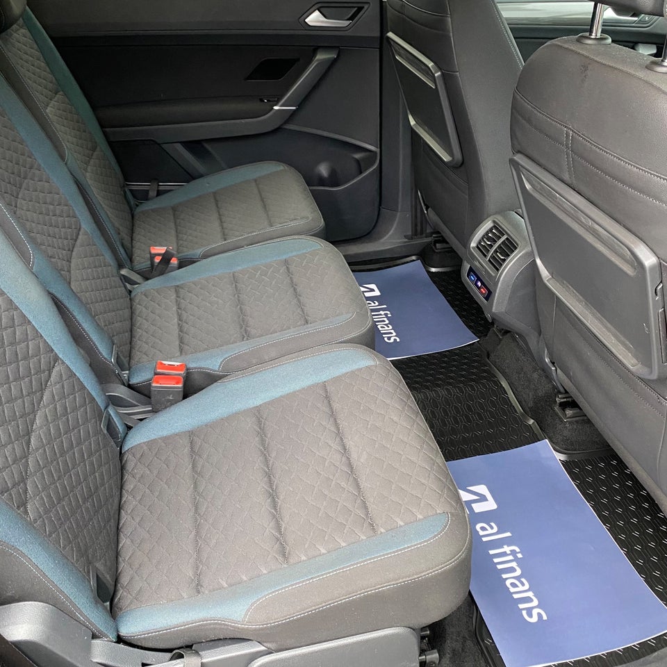 VW Touran 1,6 TDi 115 IQ.Drive DSG 7prs 5d