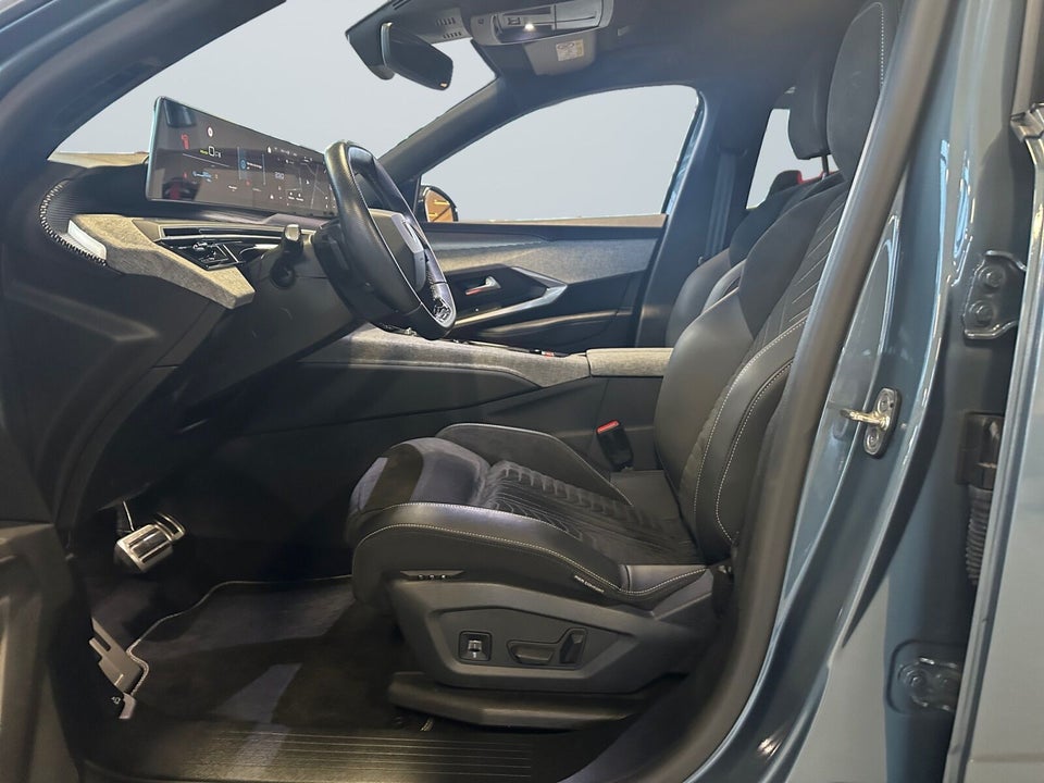Peugeot e-5008 101 GT 7prs 5d
