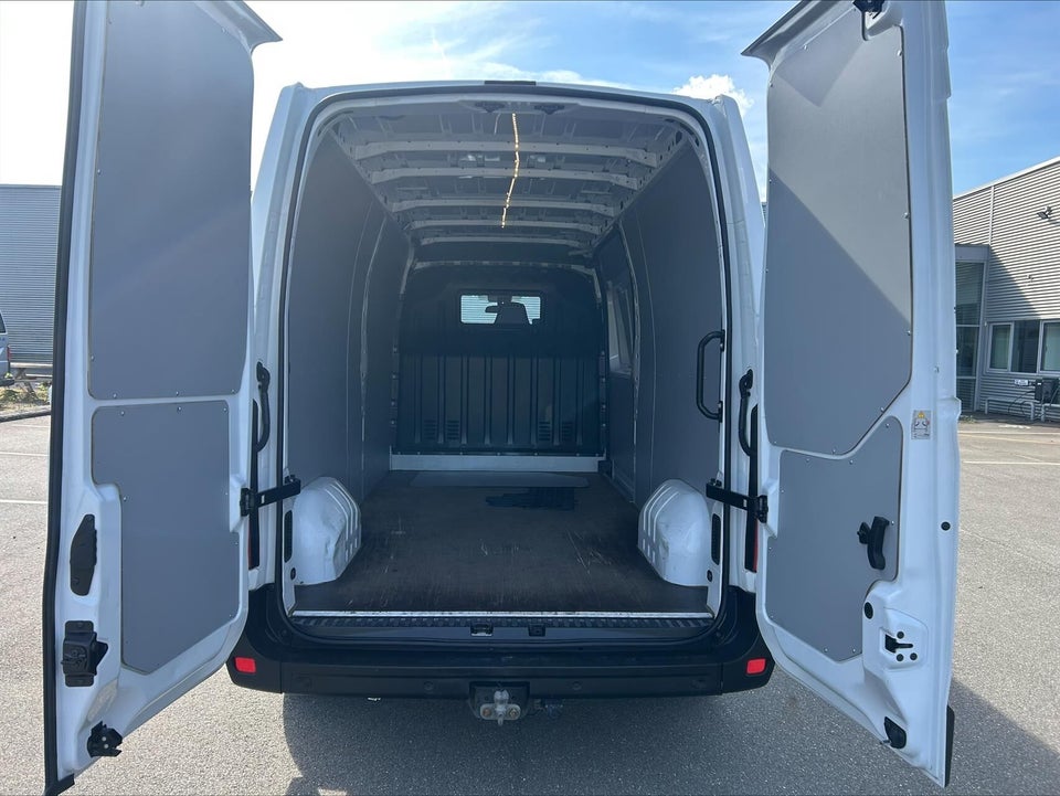 Nissan NV400 2,3 dCi 150 L3H2 Kassevogn