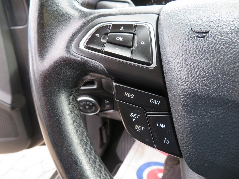 Ford Focus 1,0 EcoBoost Titanium stc. 5d