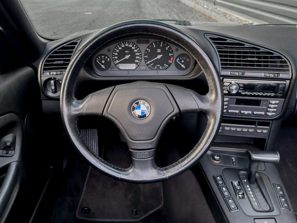 BMW 328i 2,8 Cabriolet aut. 2d