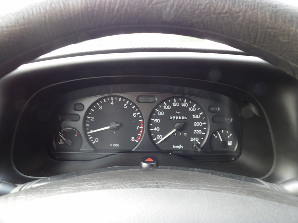 Ford Mondeo 1,6 Fashion 4d