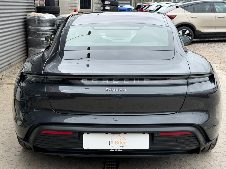 Porsche Taycan 4d