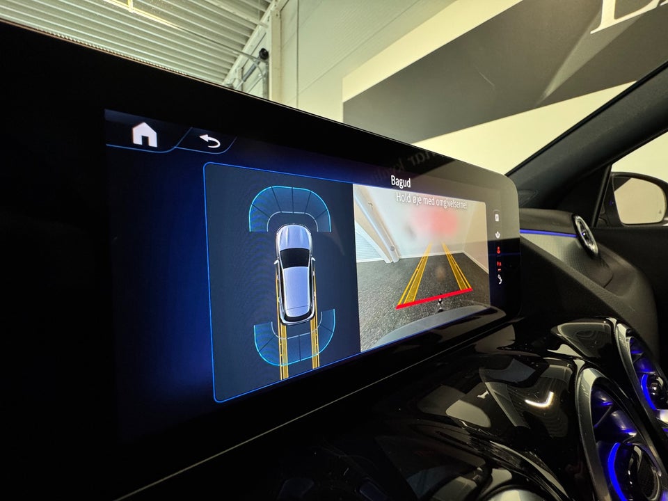 Mercedes EQA300 Progressive 4Matic 5d