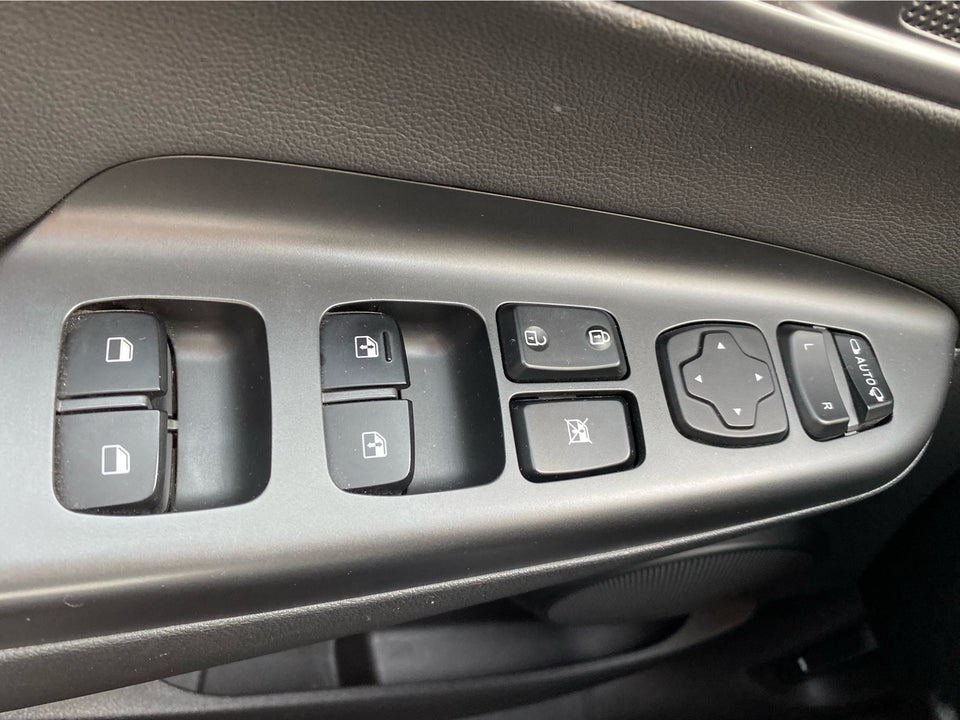 Hyundai Kona 64 EV Premium 5d