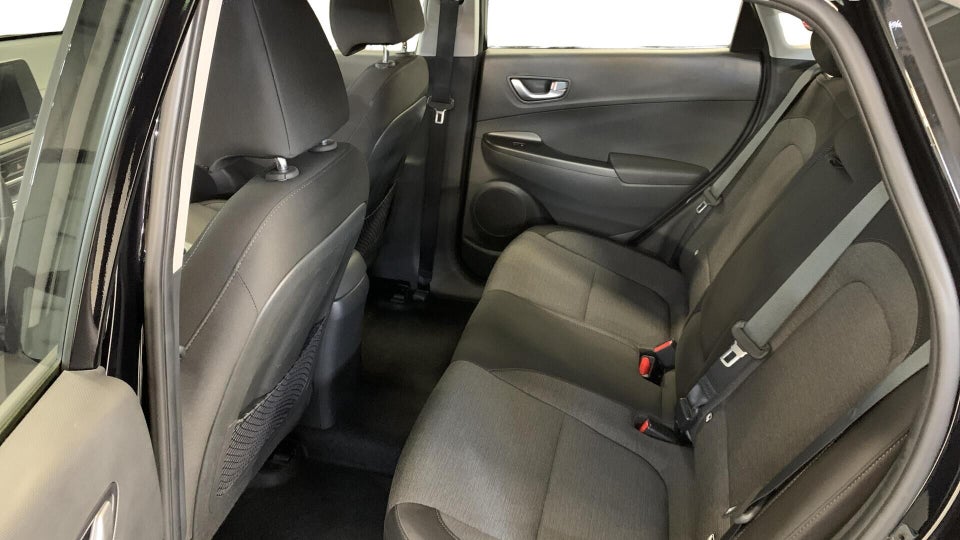 Hyundai Kona 39 EV Select 5d
