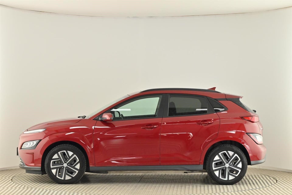 Hyundai Kona 64 EV Essential 5d