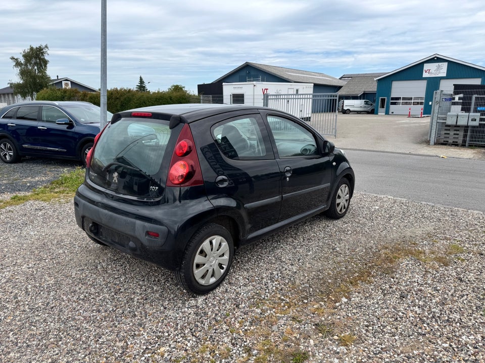 Peugeot 107 1,0 Cool 5d