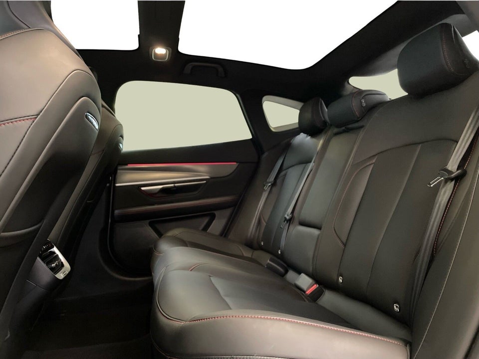 Xpeng P7 Long Range 4d