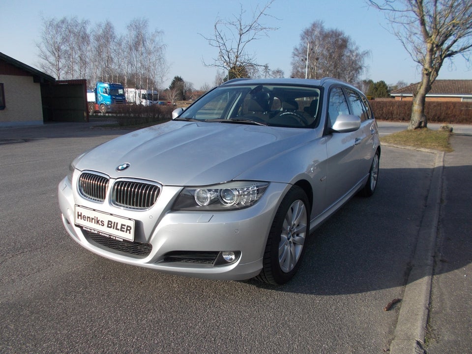 BMW 320i 2,0 Touring Steptr. 5d