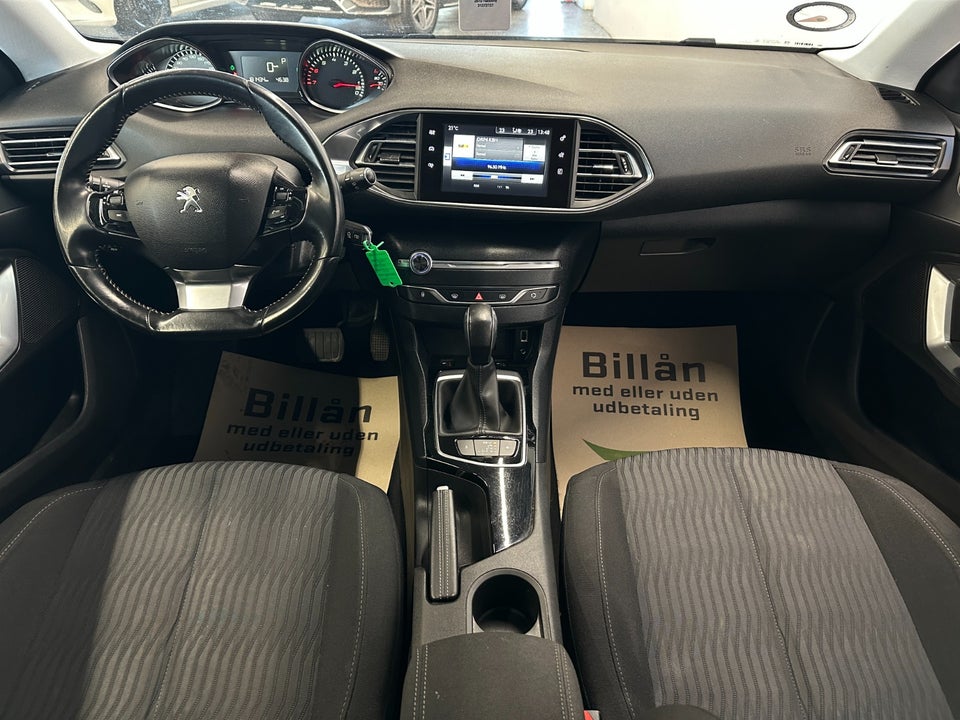 Peugeot 308 1,2 e-THP 130 Active EAT6 5d