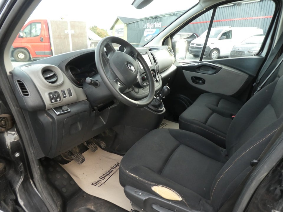 Renault Trafic T29 1,6 dCi 120 L2H1