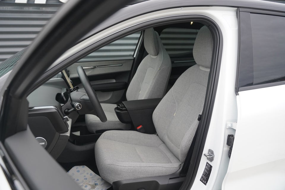 Volvo EX30 Extended Range Ultra 5d