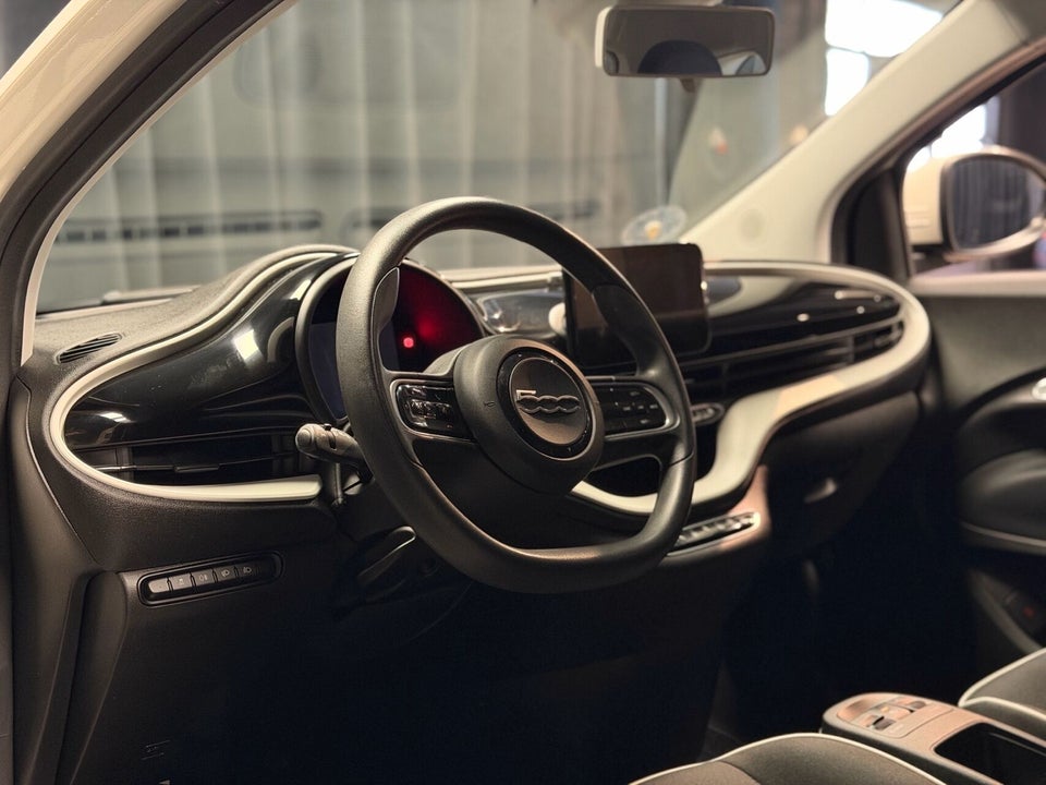 Fiat 500e 24 Action 3d