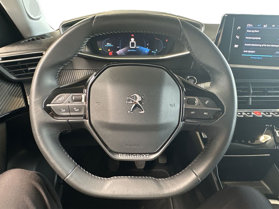 Peugeot 2008 1,2 PureTech 130 Platin Sport 5d