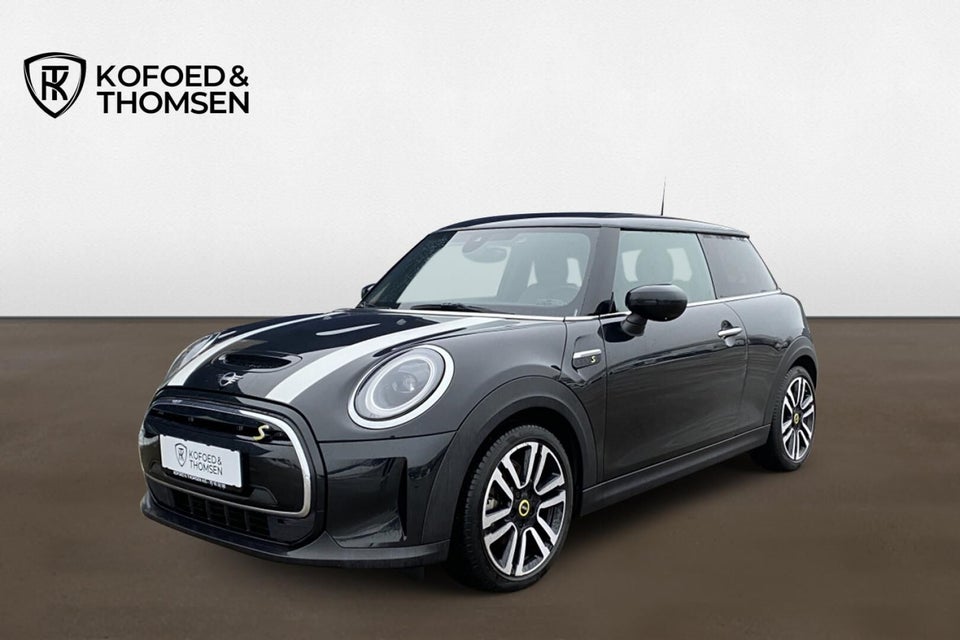 MINI Cooper SE Essential 3d